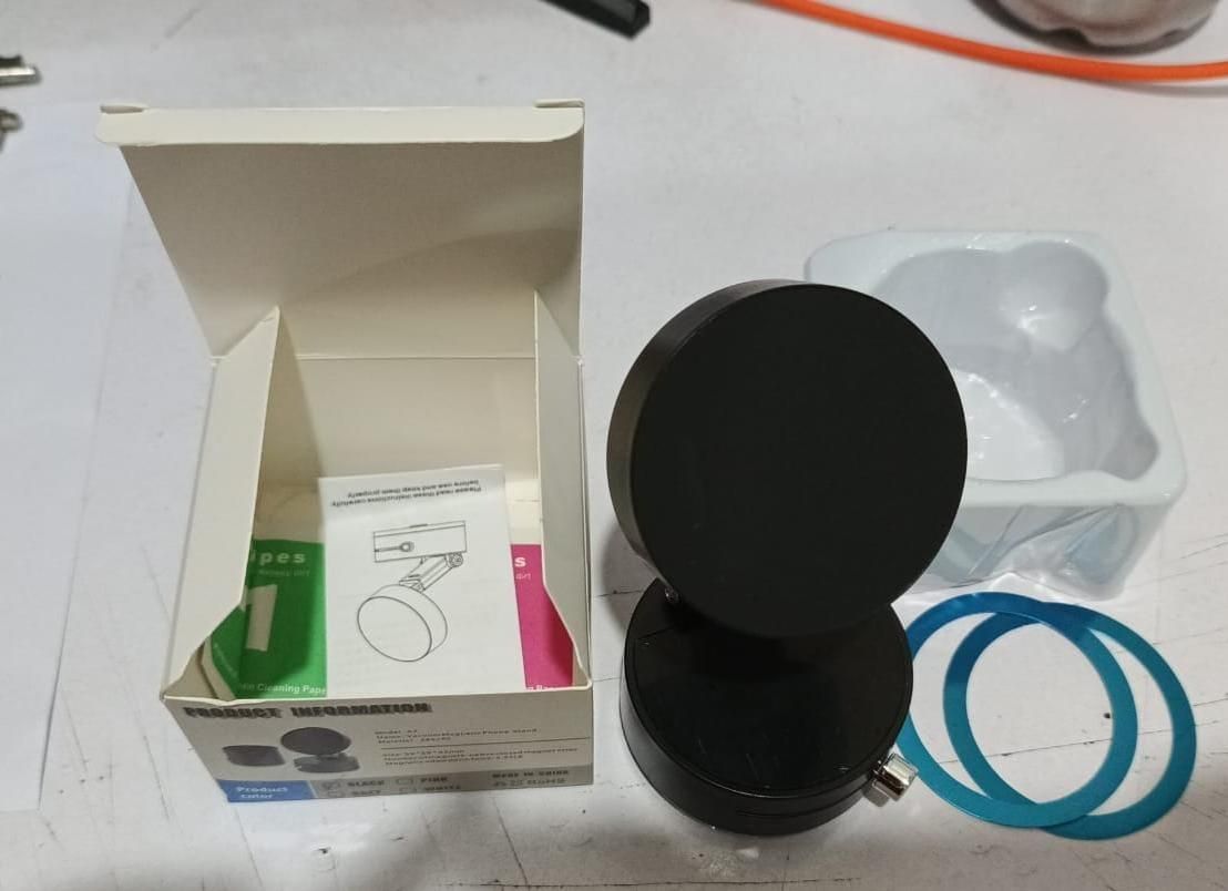 360° Vacuum Suction Phone Holder